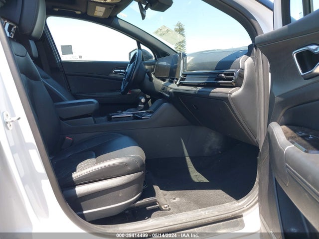 5XYK7CAF8PG013978 KIA Sportage X-pro