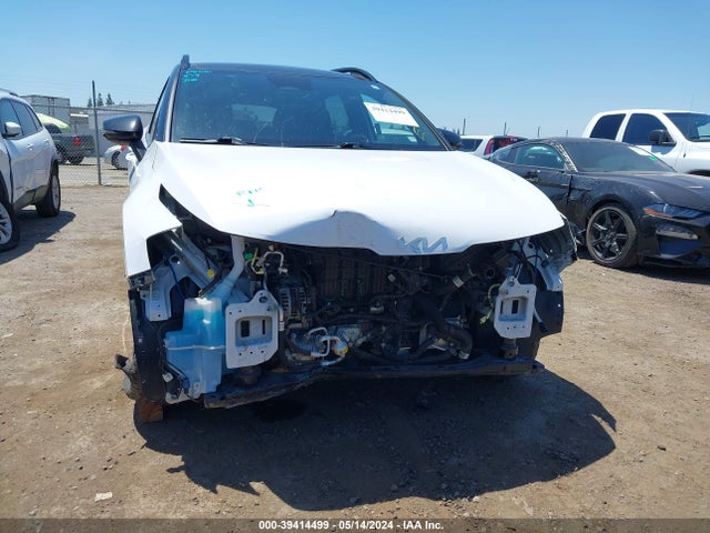 5XYK7CAF8PG013978 KIA Sportage X-pro