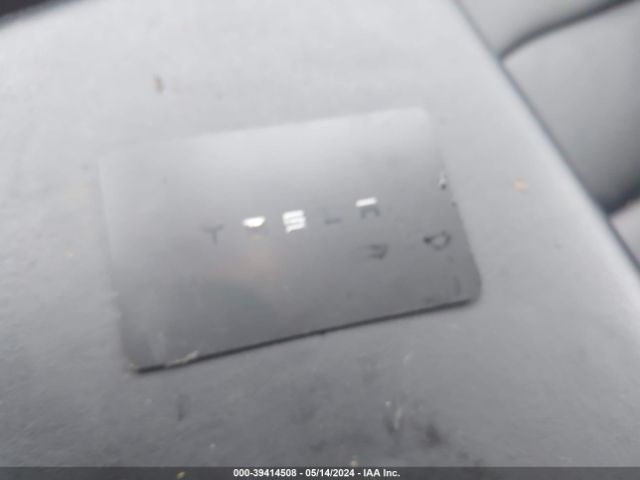 5YJ3E1EA1JF048681 Tesla Model 3 Long Range/mid Range