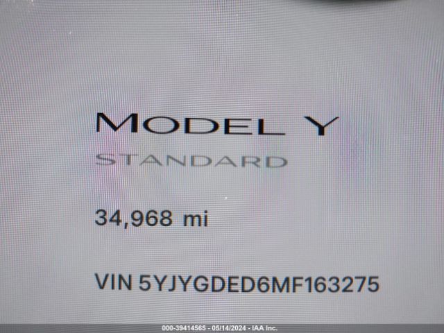 5YJYGDED6MF163275 Tesla Model Y Standard Range Rear-wheel Drive