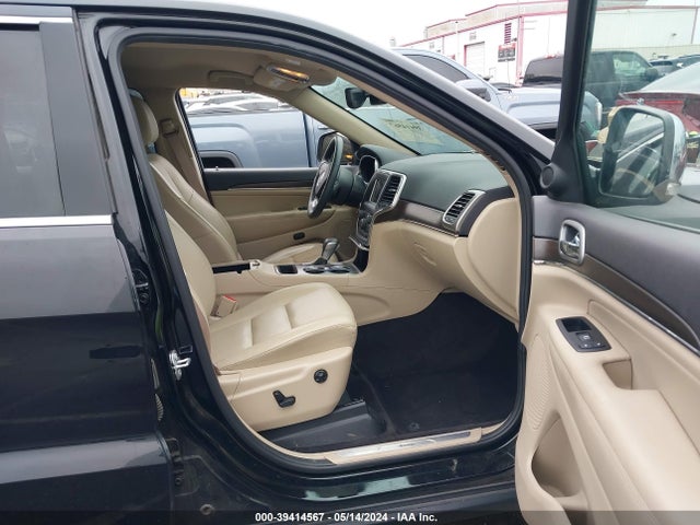 1C4RJEBG5JC306512 Jeep Grand Cherokee Limited 4x2