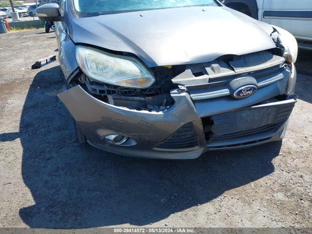 Ford FOCUS SE 2014 1FADP3K24EL461419 Image 6