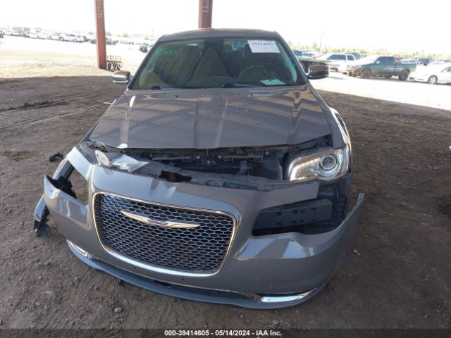 2C3CCAKGXKH723068 Chrysler 300 Limited Awd