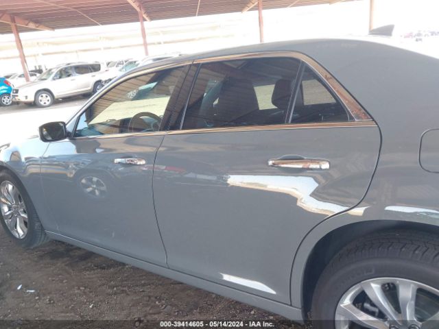 2C3CCAKGXKH723068 Chrysler 300 Limited Awd