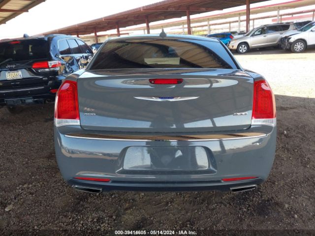 2C3CCAKGXKH723068 Chrysler 300 Limited Awd