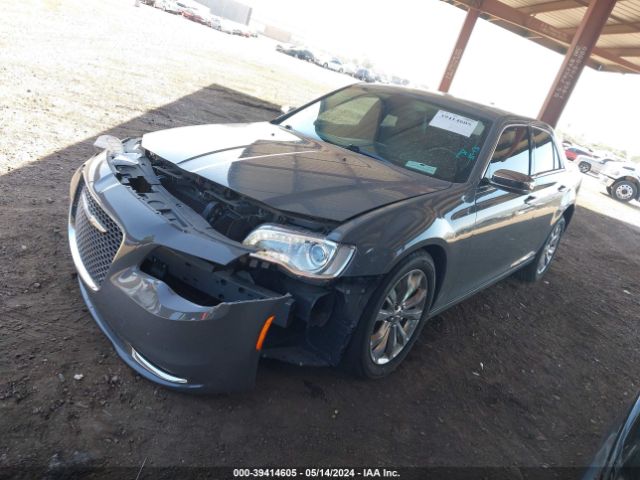 2C3CCAKGXKH723068 Chrysler 300 Limited Awd