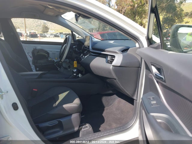 Toyota C-HR LE 2021 JTNKHMBX6M1101185 Image 5