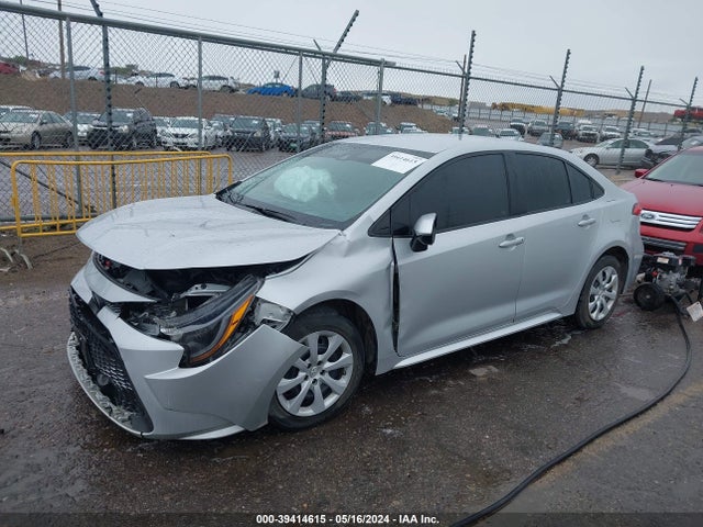 Toyota COROLLA LE 2021 5YFEPMAE1MP230886 Image 2