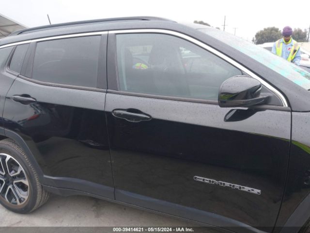 3C4NJDCB8NT196710 Jeep Compass Limited 4x4