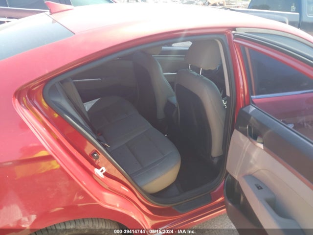 Hyundai Elantra Limited 2017 5NPD84LF4HH094285 Image 8