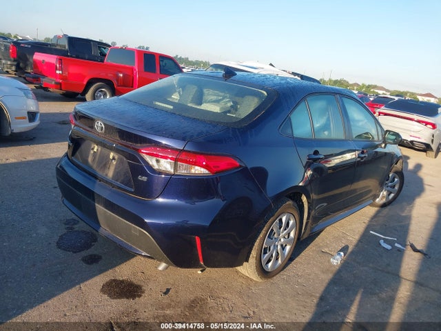 Toyota COROLLA LE 2022 JTDEPMAE9NJ198436 Image 4