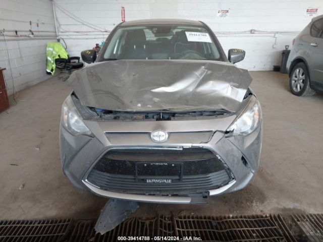 3MYDLBZV1GY122337 Scion IA