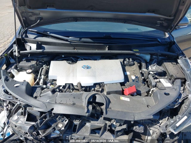 Toyota Prius Three 2018 JTDKARFU3J3545744 Image 10