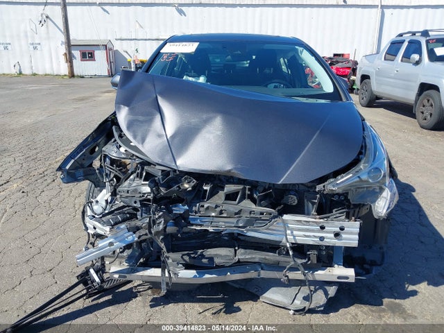 Toyota Prius Three 2018 JTDKARFU3J3545744 Image 13