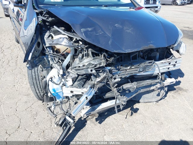 Toyota Prius Three 2018 JTDKARFU3J3545744 Image 6