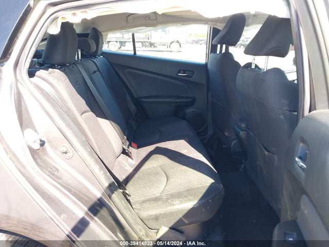 Toyota Prius Three 2018 JTDKARFU3J3545744 Image 8