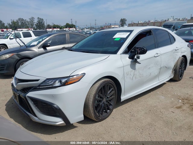 Toyota Camry Xse Hybrid 2023 4T1K31AK0PU055357 Image 2