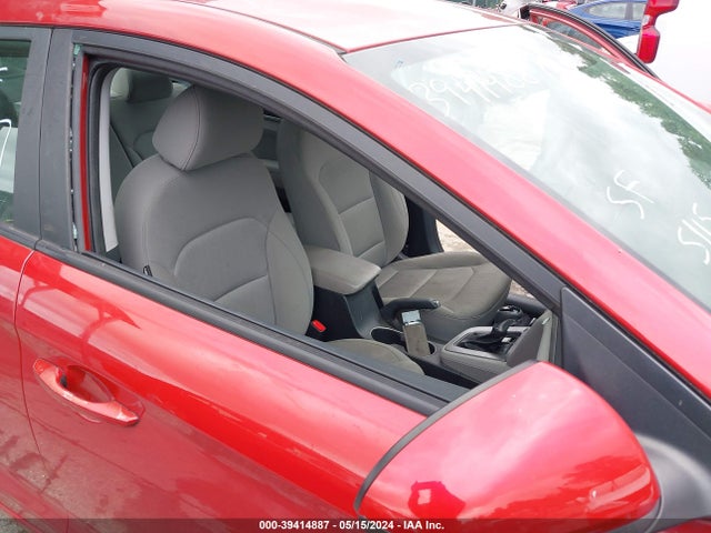 Hyundai ELANTRA SE 2017 5NPD84LF3HH021568 Image 6
