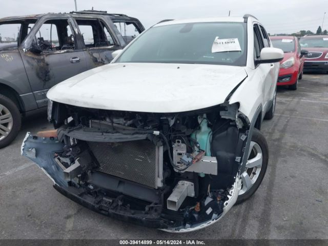 3C4NJCBB8LT141344 Jeep Compass Latitude Fwd