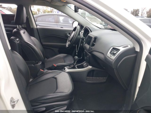 3C4NJCBB8LT141344 Jeep Compass Latitude Fwd
