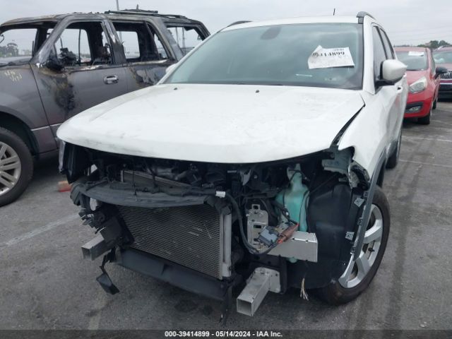 3C4NJCBB8LT141344 Jeep Compass Latitude Fwd