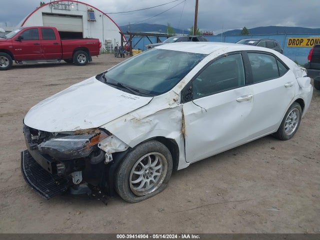 Toyota COROLLA LE 2018 2T1BURHE7JC089574 Image 2