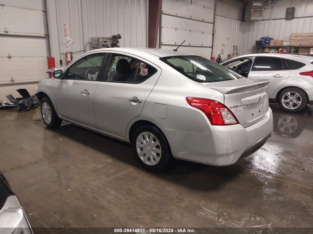 Nissan Versa 1.6 Sv 2018 3N1CN7AP6JK392191 Image 3