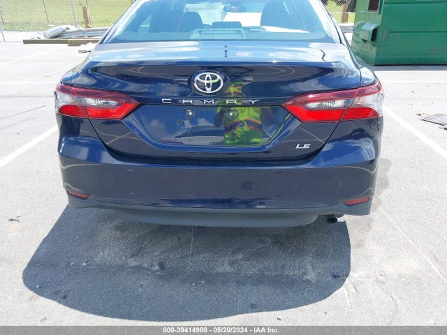 Toyota CAMRY LE 2022 4T1C11AK0NU627728 Image 17