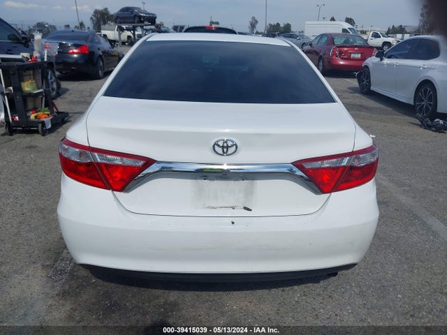 Toyota CAMRY LE 2016 4T4BF1FK7GR580826 Image 15