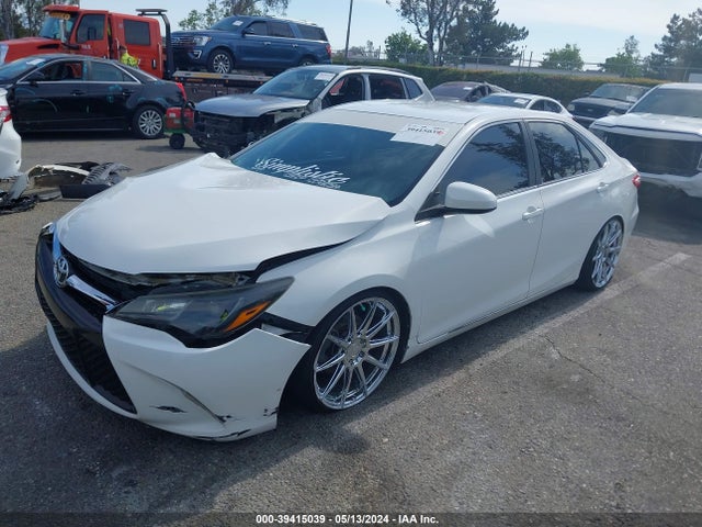 Toyota CAMRY LE 2016 4T4BF1FK7GR580826 Image 2