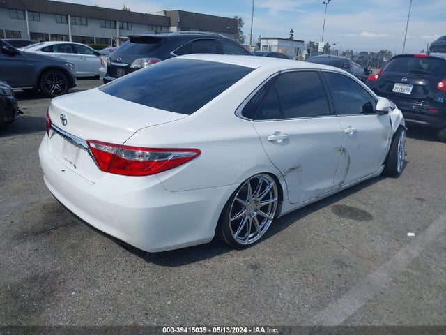 Toyota CAMRY LE 2016 4T4BF1FK7GR580826 Image 4