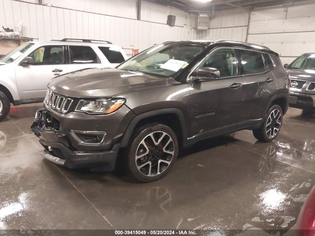 3C4NJDCB3JT201743 Jeep Compass Limited 4x4