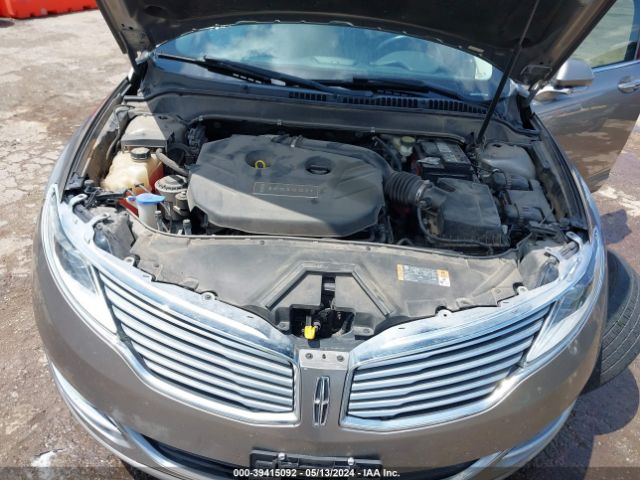 3LN6L2J92GR611566 Lincoln MKZ