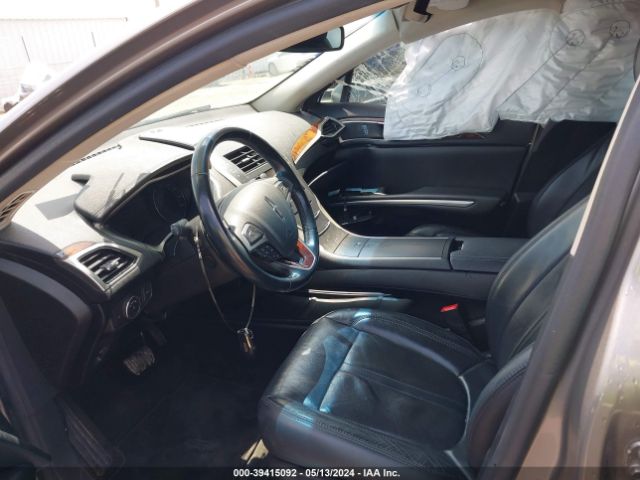 3LN6L2J92GR611566 Lincoln MKZ