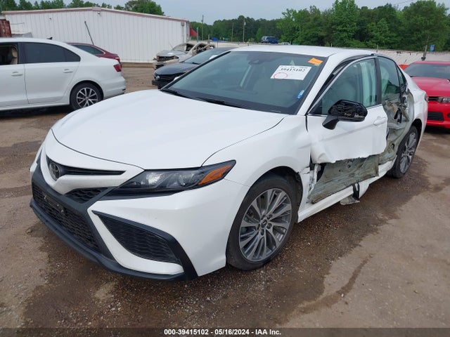Toyota CAMRY SE 2022 4T1G11AK3NU658652 Image 2
