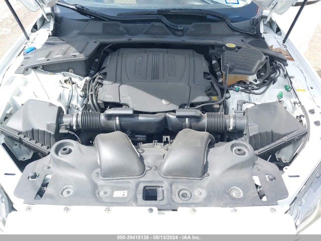 2016 JAGUAR XJ SAJWA2G71G8W00707 Photo 9