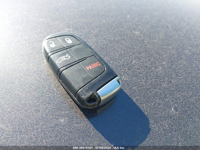 1C3CCCAB7FN571037 Chrysler 200 Limited