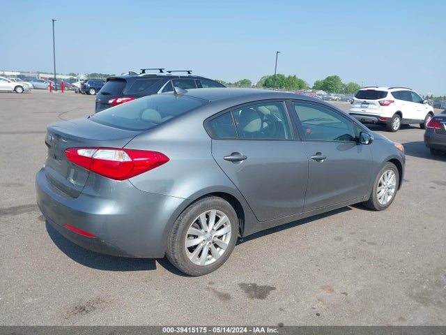 KIA FORTE LX 2016 KNAFX4A62G5609164 Image 4