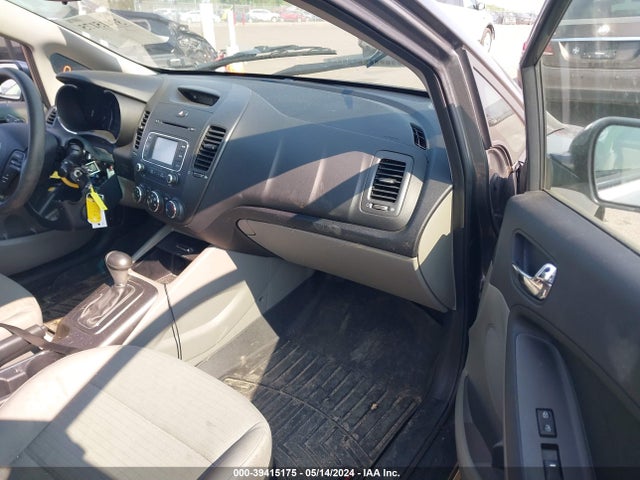 KIA FORTE LX 2016 KNAFX4A62G5609164 Image 5