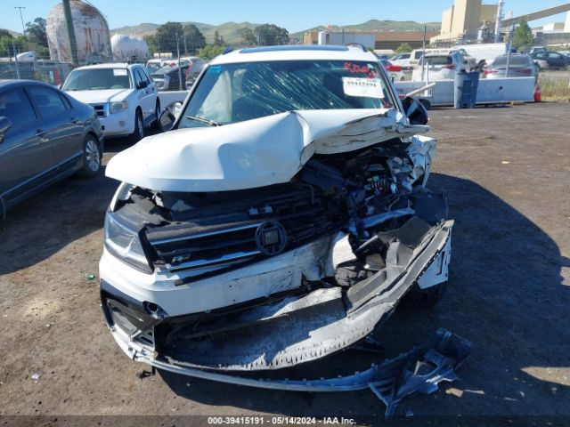 3VV3B7AXXMM129122 Volkswagen Tiguan 2.0t Se/2.0t Se R-line Black/2.0t Sel