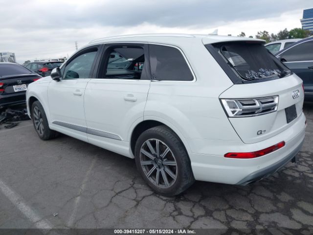 WA1LAAF75HD032283 Audi Q7 3.0t Premium