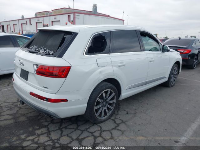 WA1LAAF75HD032283 Audi Q7 3.0t Premium