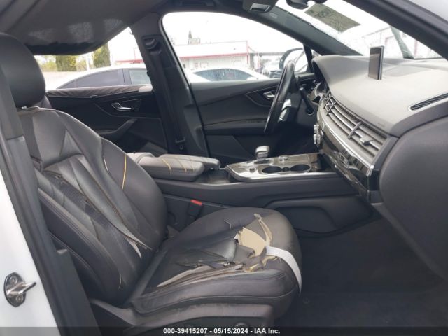 WA1LAAF75HD032283 Audi Q7 3.0t Premium