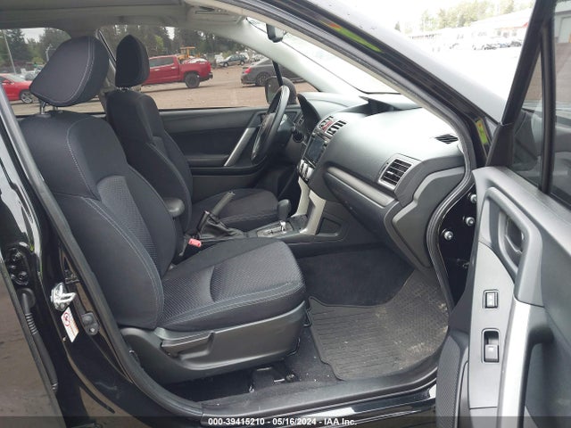 Subaru Forester 2.5i Premium 2016 JF2SJADC3GH546093 Image 5