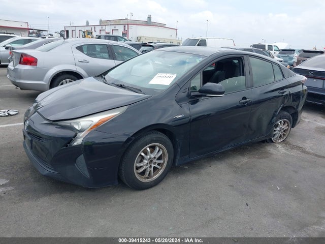 Toyota Prius Two Eco 2016 JTDKARFU4G3020474 Image 2