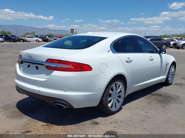 2012 JAGUAR XF SAJWA0HB3CLS29175 Photo 3