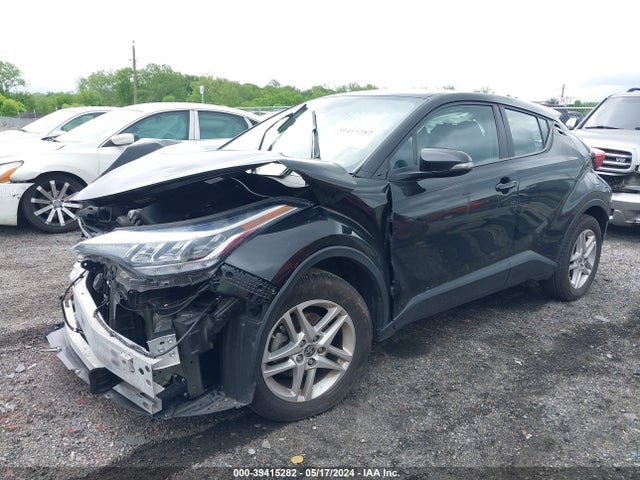 Toyota C-HR LE 2021 NMTKHMBX8MR119810 Image 2