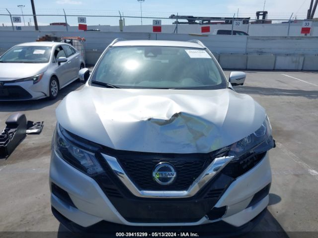 JN1BJ1BV8NW350018 Nissan Rogue Sport Sv Fwd Xtronic Cvt