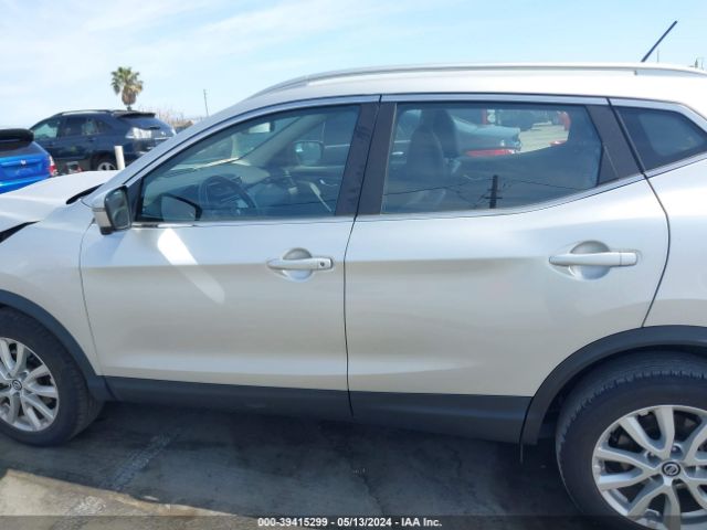 JN1BJ1BV8NW350018 Nissan Rogue Sport Sv Fwd Xtronic Cvt