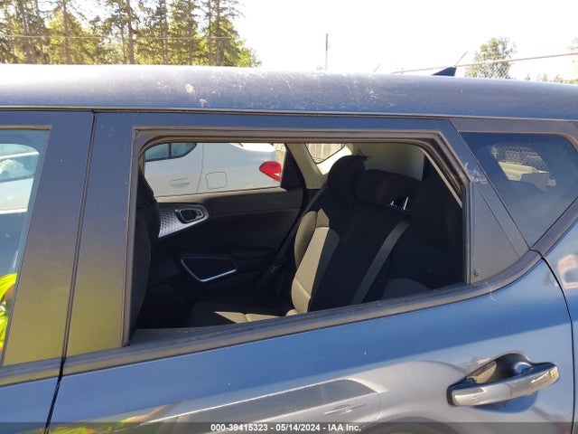 KIA SOUL LX 2020 KNDJ23AU7L7088932 Image 18